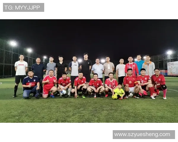 足球巨星化身骑士驰骋马场挑战极限展现运动跨界魅力